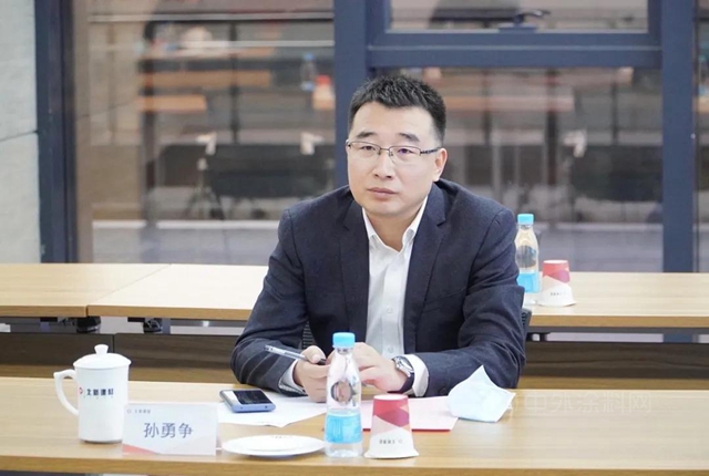北新建材与居然置业签署战略合作协议