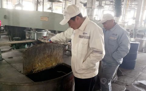 中远关西总经理王居仁对珠海厂进行春节前安全检查与慰问