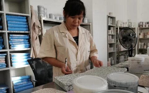 美惠人物｜吴宝琴：逼真的效果是熬出来的