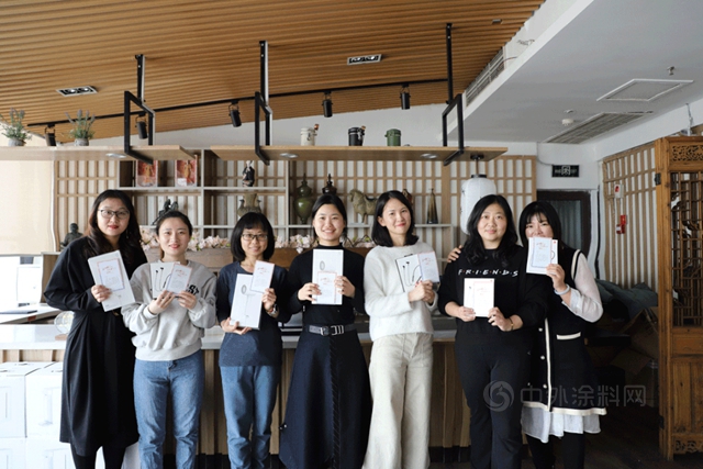 春因你而温暖 花因你而盛开——七彩建设总公司年度表彰暨“三·八”妇女节庆典侧记