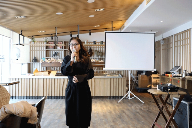 春因你而温暖 花因你而盛开——七彩建设总公司年度表彰暨“三·八”妇女节庆典侧记