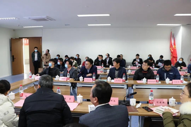 揭榜挂帅，全球引才！华源颜料参加县科技人才校地合作大会