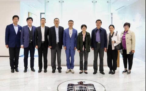 上海市人大常委会副主任高小玫一行莅临全筑股份考察调研
