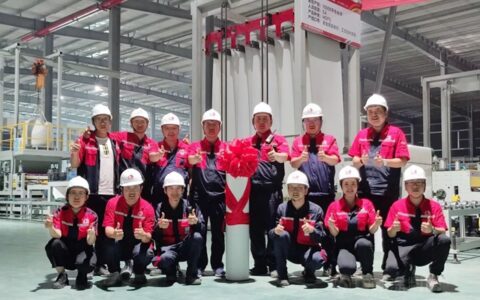 广州东方雨虹生产研发物流基地高分子防水卷材及瓷砖胶双车间投产成功