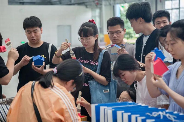 河北大学化学与环境科学学院师生莅临晨阳集团参观学习