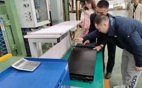 进取凯伦 | 凯伦股份携手阳光大地 签署2021年-2023年防水材料集中采购协议