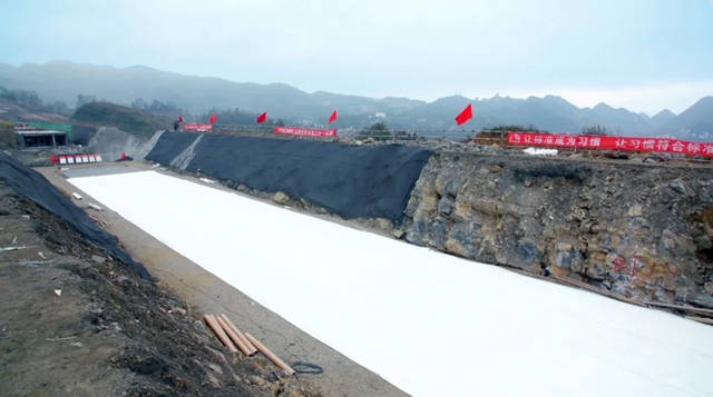 东方雨虹HDPE助力特斯拉“超级工厂”