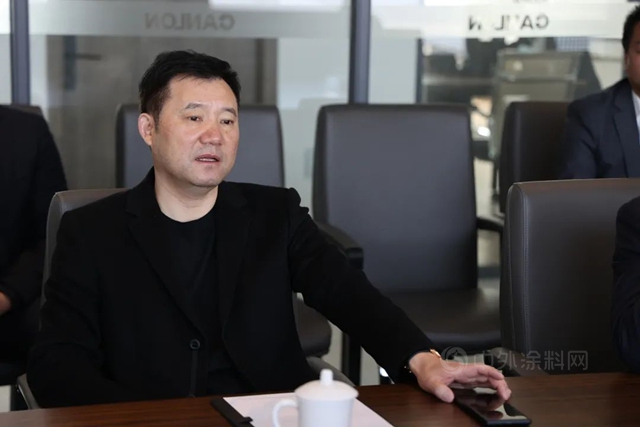 防疫生产两不误 七都镇党委书记蔡建忠一行走访凯伦股份