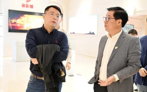 长沙市高新技术产业开发区住建局一行到临金彩螺涂料调研