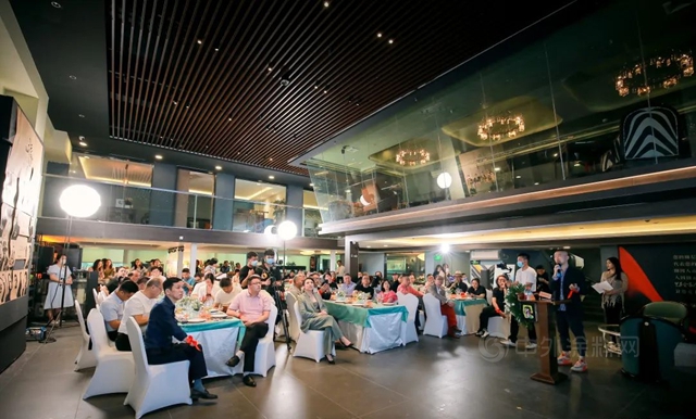 VALPAINT中国被授予广东省建筑装饰材料行业协会副会长单位！