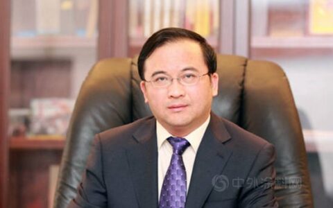 株洲飞鹿股份董事长章卫国荣获“第一届新湖南贡献奖先进个人”称号