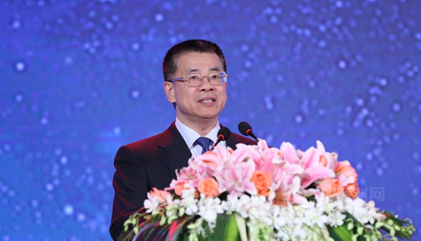 中国建筑材料流通协会会长秦占学：发展潜力大 家居产业未来可期