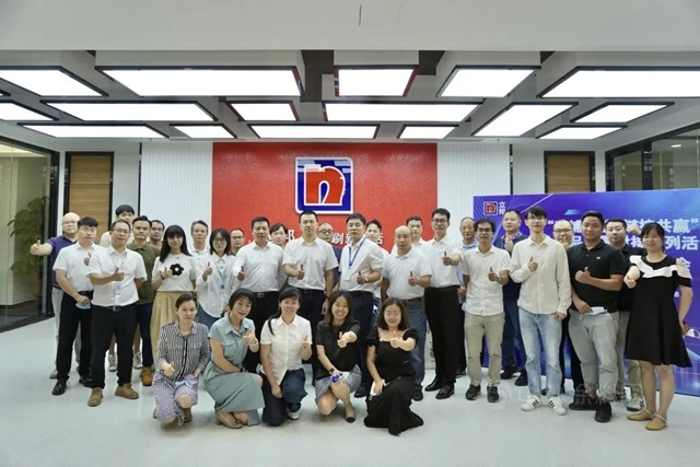 涂料今年各种难！跟住大佬，干就对了，立邦/三棵树/嘉宝莉/美涂士在干啥