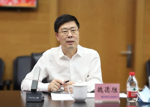 北新建材与中建二局开展座谈交流