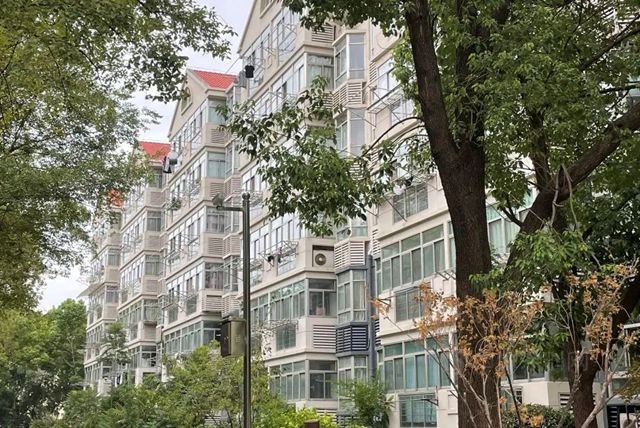 三棵树恒彩石扮靓南京市江宁老旧小区，焕新千家万户的美好生活