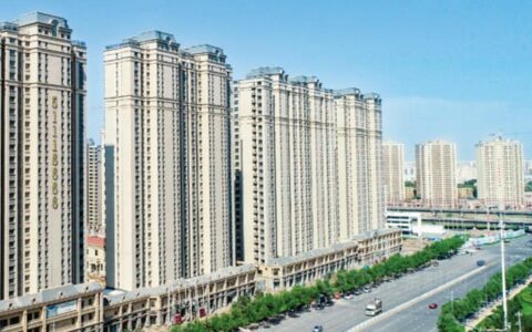 高层建筑消防重在防患于“未燃”，亚士创能真金防火保温板真金不怕火炼