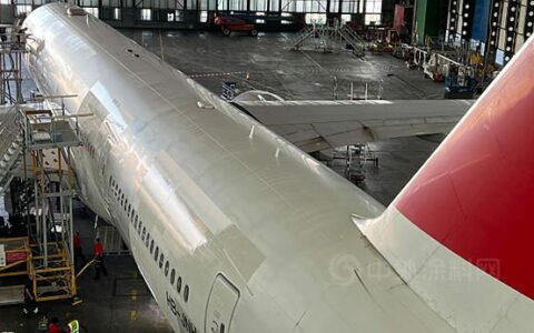 汉莎航空和巴斯夫联合开发的AeroSHARK为波音777客机减少阻力