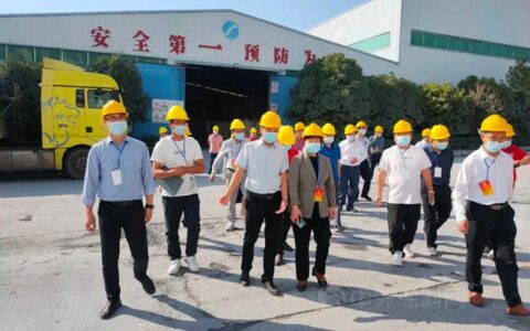 连州市政协党组副书记吴凤莲一行莅临广东连州广源调研