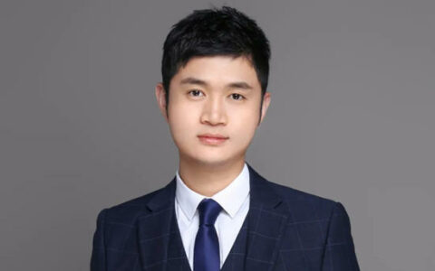 欧亚达控股集团常务副总裁兼家居事业部总裁徐建刚寄语第17届中国建材家居市场年会