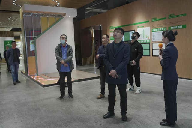 “勇毅革新 共创共赢”兔宝宝装配式护墙系统产品推介会顺利召开