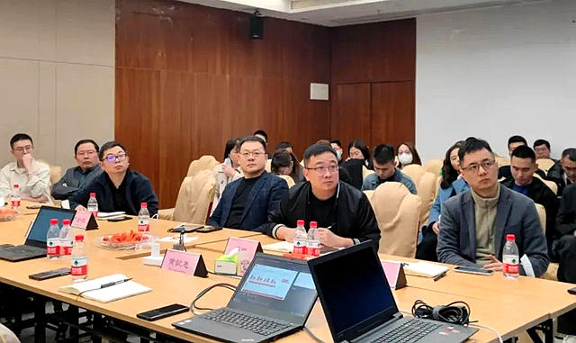 京东集团团队一行到箭牌集团参观交流