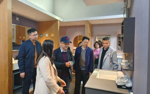 亚陶汇汉舍集团：国家级专家刘向韶、秦永利一行莅司考察
