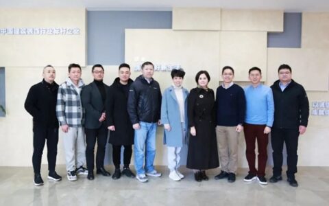 阿克苏诺贝尔郭振华亲临瑞丰 为温州多乐士新零售点赞