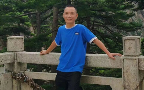 致敬经典系列报道 | 逐梦初心，他和经典有个约定