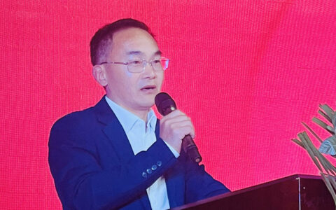 涂绘新蓝图 奋进新征程——成都涂料行业协会会长杨汝良致辞