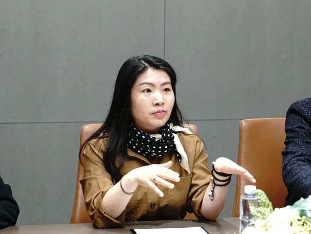 金牌厨柜与岚庭集团正式达成战略合作！