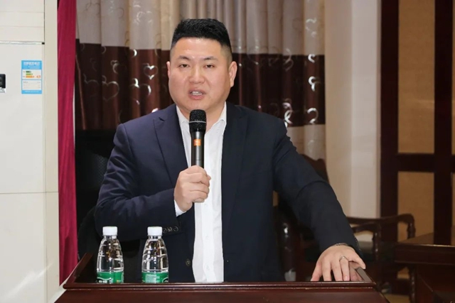 沁园春陶瓷营销中心3月总结暨4月动员大会圆满举行！