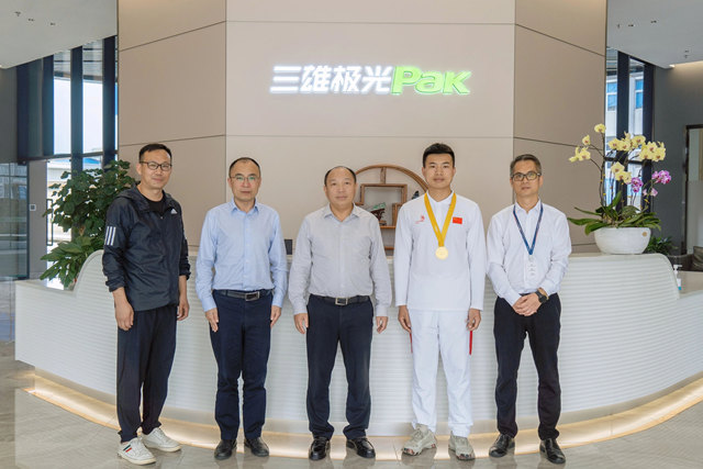 三雄极光助力李小松团队世赛夺冠，助推中国制造走向世界