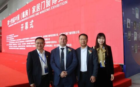 临朐窗博会 耶鲁五金实力吸睛！