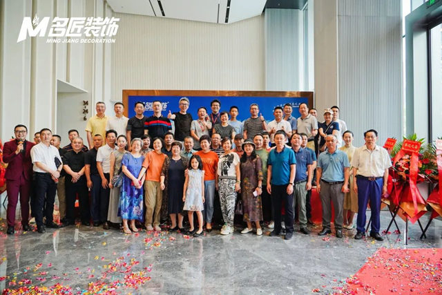 助力自贸未来，共赢焕新“饰”代 ——海南名匠装饰乔迁华润大厦