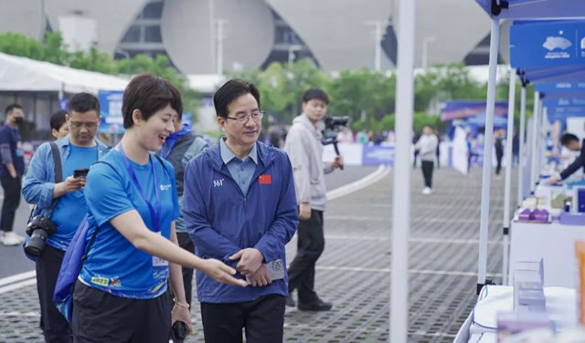 为热爱护航！iRest艾力斯特倾情助力“太爱跑”顺利开跑