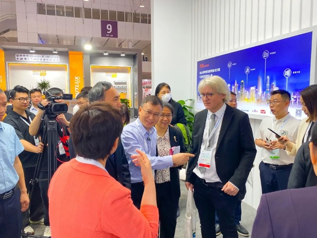 佛山照明连获两大殊荣，携三大重磅新品惊艳亮相CLITI展