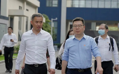 省国有资本运营有限公司资产运营部负责人徐志文带队莅临华威门业开展调研工作