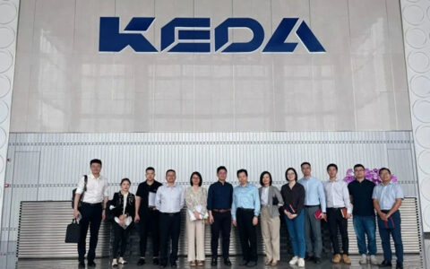 国家制造业转型升级基金考察组一行到访科达总部