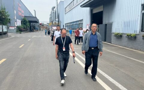 宁夏纺织行业企业家代表团莅临亚度参观考察