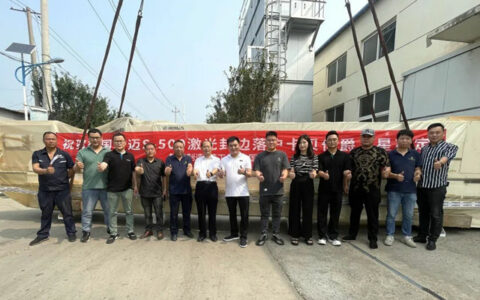 卡贝伯爵引进德国豪迈S-500激光封边机