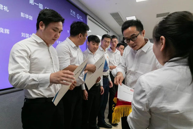 天格大讲堂郑州营销驾校成功立校并正式开班