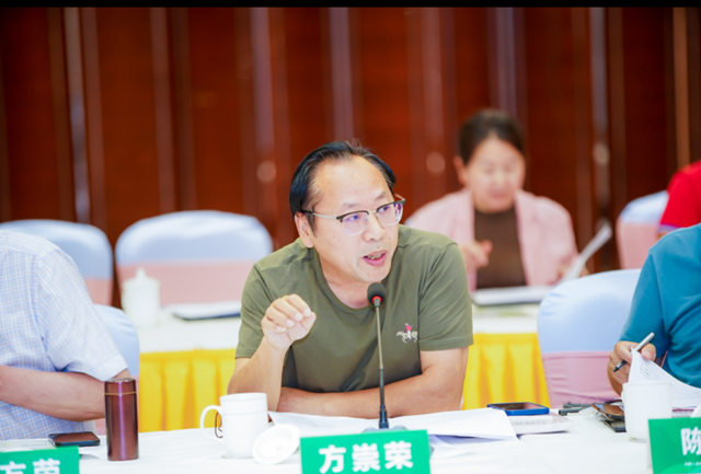 “无醛人造板及其制品”团体标准研讨会在世友隆重召开
