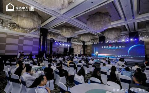 绿盾中天门窗再度斩获三大行业重磅奖项