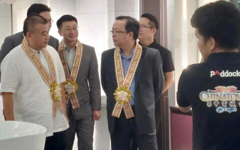 中国驻菲律宾大使团莅临菲律宾九牧展厅