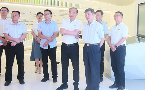 福州大学校长付贤智院士一行莅临三棵树开展校企合作交流座谈