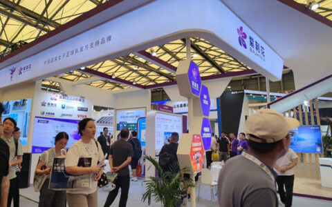 新形象 更荆彩—紫荆花以多元化业务体系闪耀2023年中国涂料国际博览会