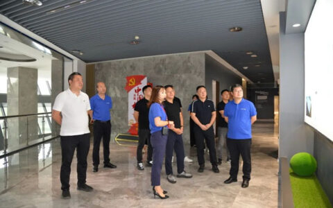 深圳朗生整装科技有限公司副董事长王斌一行到访惠达卫浴调研参观