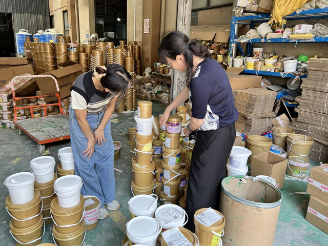 宁波涂协标委会专家赴《机械设备用水性聚氨酯涂料》 团体标准实施企业指导工作