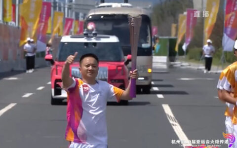 亚运火炬手江朝军：用“公牛精神”，守护千家万户安全用电