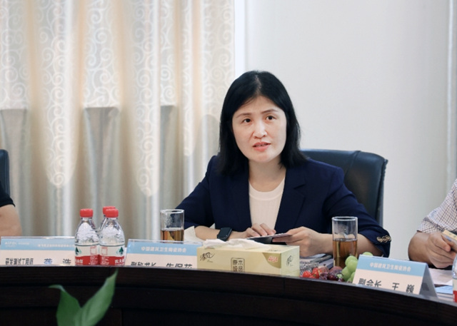 中国建筑卫生陶瓷行业浴缸研发中心通过考核评审